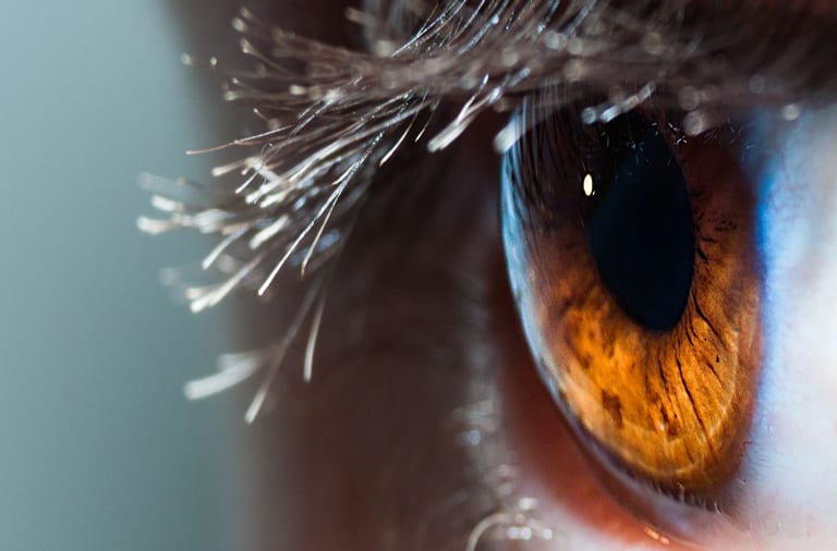 Phone Burned 500 Holes In Woman's Eye